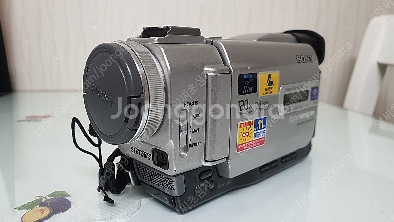 소니 DCR-TRV11 6mm 디지털캠코더 팝니다.--7