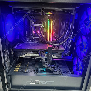 가격내림 개인 5600x 이엠택rtx3070 지스킬3600 32기가 본체팝니다
