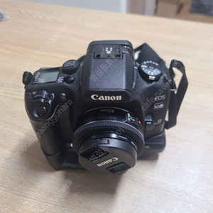 민트급 캐논 EOS 30V 필름카메라 판매합니다