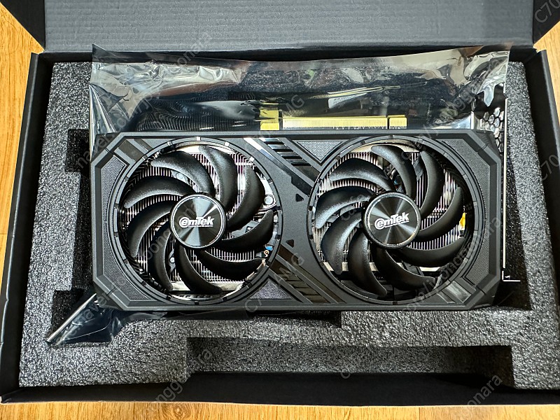 이엠텍 지포스 RTX 4060 Ti STORM X Dual OC D6 8GB 팝니다.