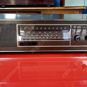 GRUNDIG RF425라디오 입니다.--인하