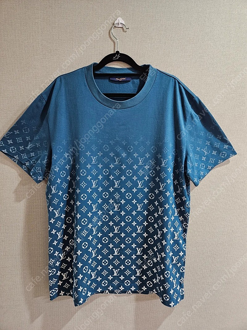 루이비통 모노그램 그라이언트 티셔츠 XL