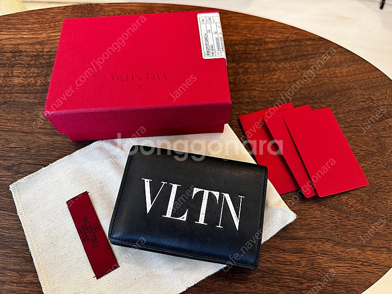 발렌티노 VLTN 여성 반지갑--0