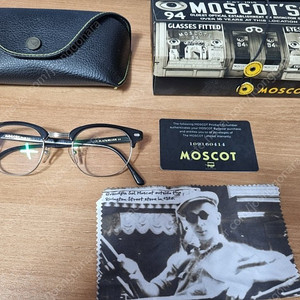 모스콧(MOSCOT) 유켈 블랙실버 48사이즈 14만원