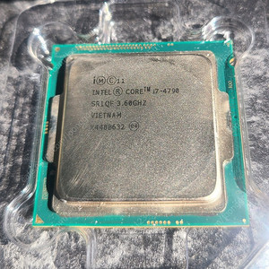 인텔 하스웰 i7 4790 CPU 팝니다.