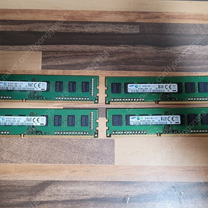 삼성 DDR3 4GB 12800U 2개 세트팝니다.