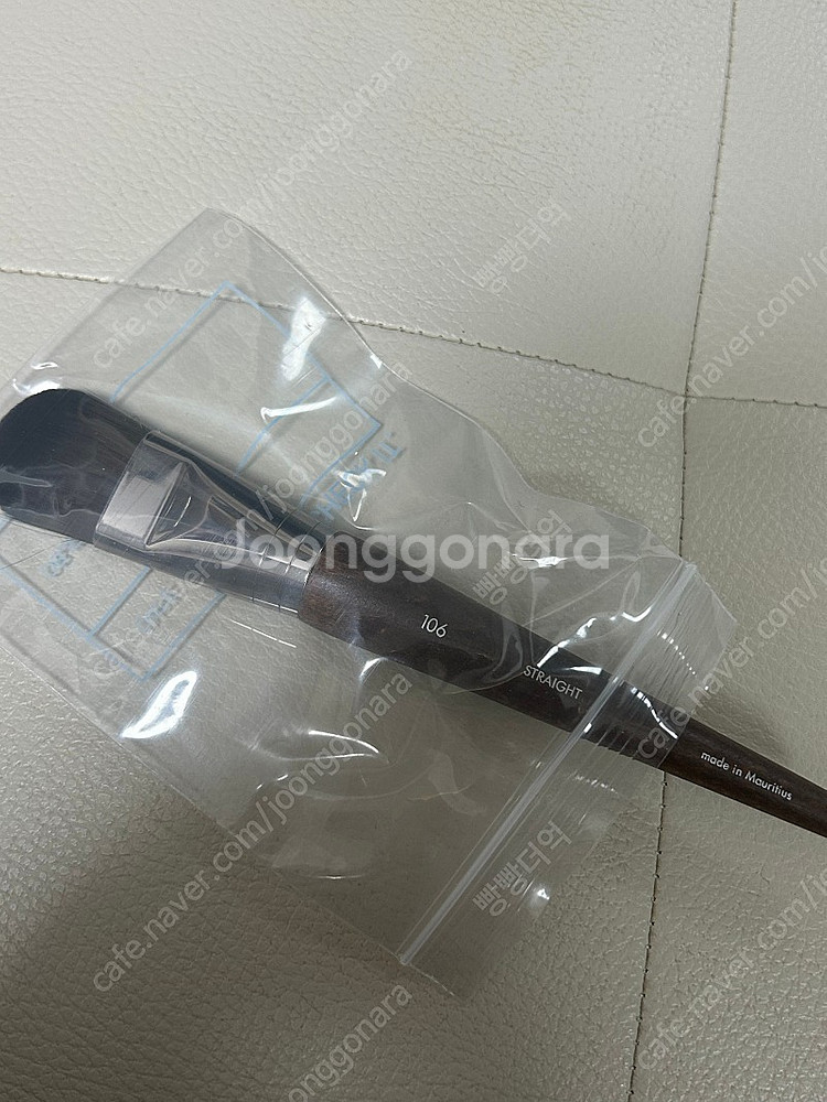 메이크업포에버 106 파운데이션 브러쉬--0