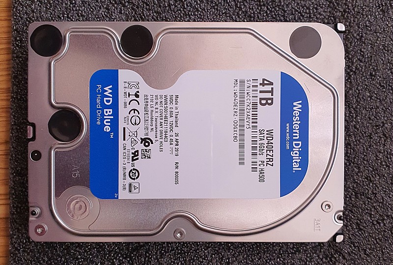 WD BLUE 4TB HDD 팔아요.(택포)