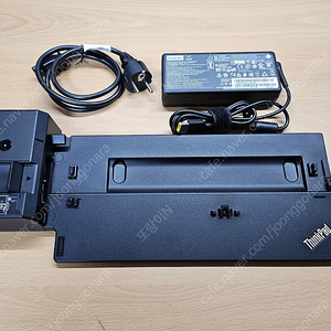 Lenovo ThinkPad Ultra Docking Station Type 40AJ