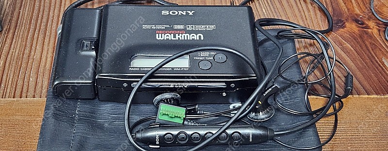 [기격인하]완벽에 가까운 소니 워크맨 Sony Walkman WM-F707 헤드폰 추가