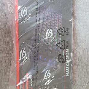 ASUS ROG AZOTH 커스텀 키보드 적축 새상품 팝니다.