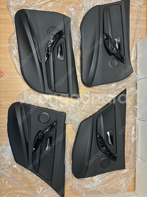 bmw f30 320d, 320i 도어트림 한대분--0