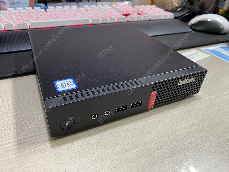 레노버 Lenovo ThinkCentre M710Q Tiny 초소형 데스크탑 판매합니다. (i5-7500T, 8GB, 256GB NVMe)