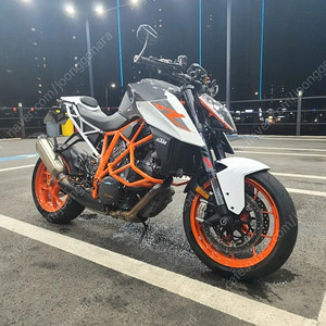 ktm superduke1290r팝니다. 슈퍼듀크 슈듁