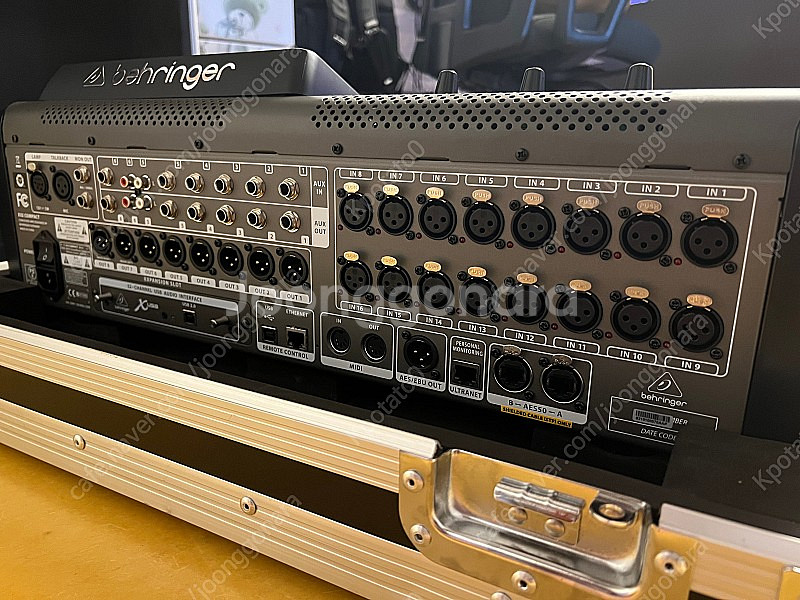 Behringer X32 Compact / (렉케이스 포함)판매--3