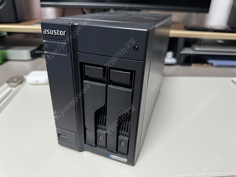 ASUSTOR AS6702T 나스 + 웬디 4TB 팝니다