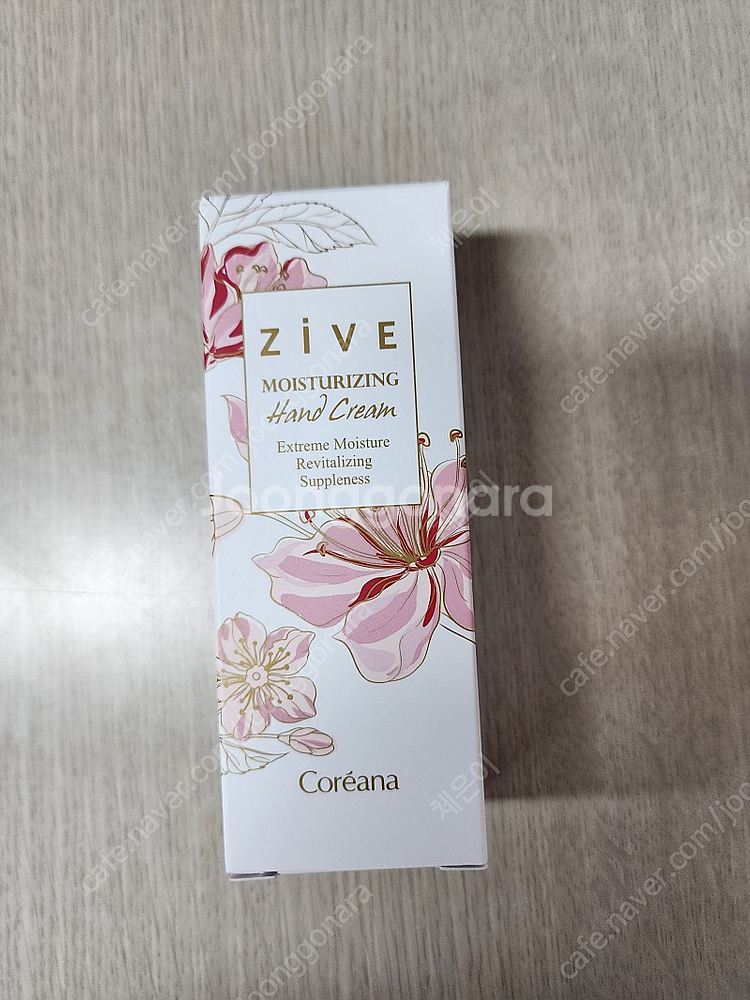 코리아나 지브 모이스처라이징 핸드크림60ml--0