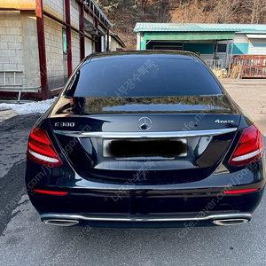 벤츠 E300 4MATIC 2018년식 검정색 144,000km 2,950만원 판매합니다