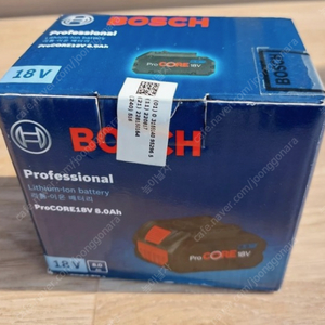 보쉬 프로코어 8암페어 PROCORE 8A 미개봉 배터리 팝니다.