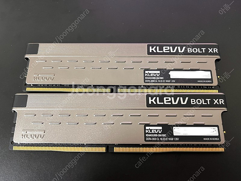 ESSENCORE DDR4-3600 BOLT XR 32...--0