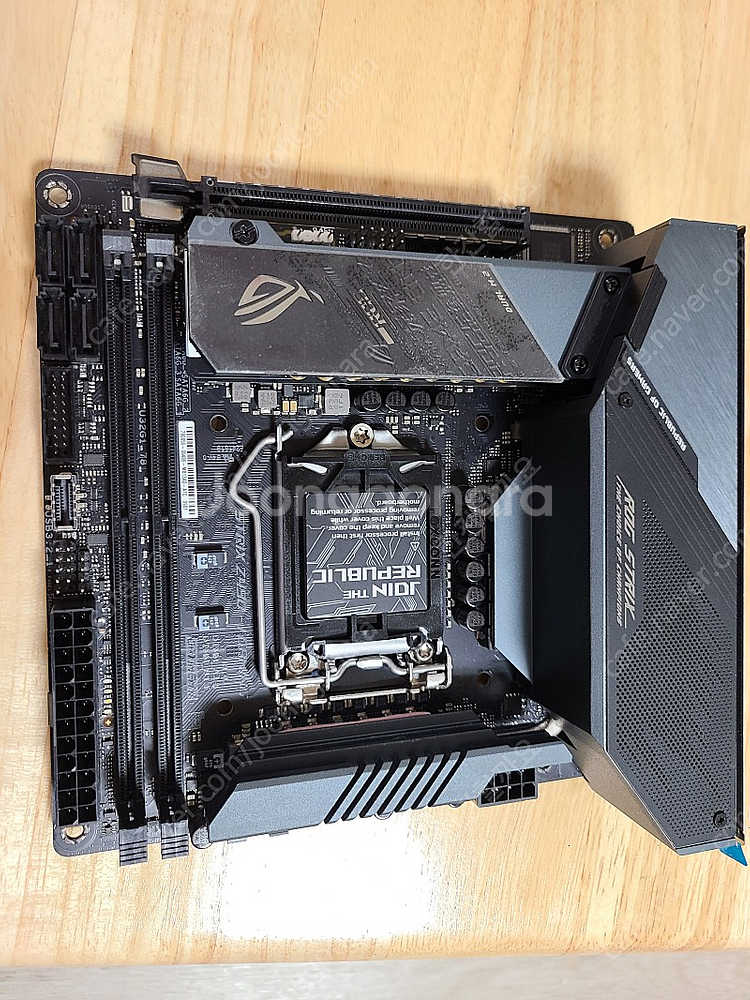 ASUS ROG STRIX Z490-I GAMING 인...--1