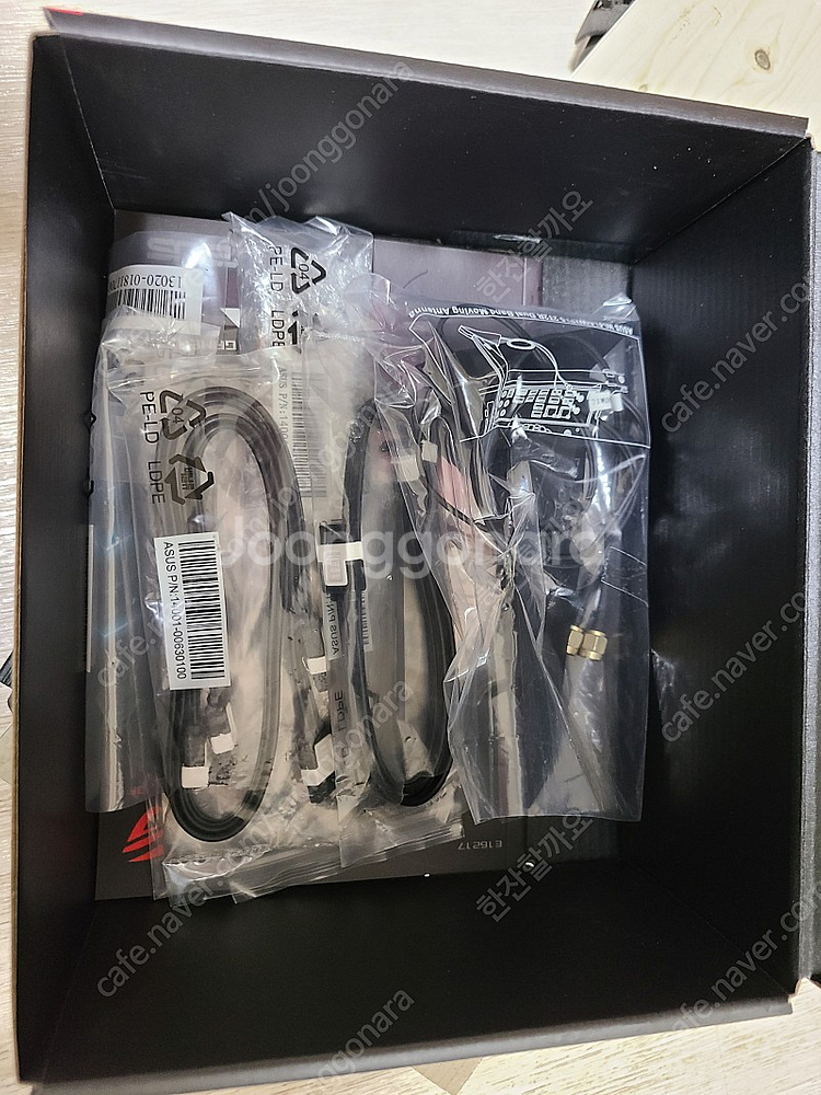 ASUS ROG STRIX Z490-I GAMING 인...--2