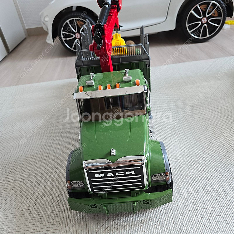 맥(mack) 임업트럭 판매합니다--3