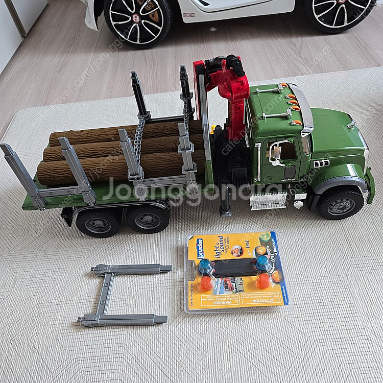 맥(mack) 임업트럭 판매합니다--4