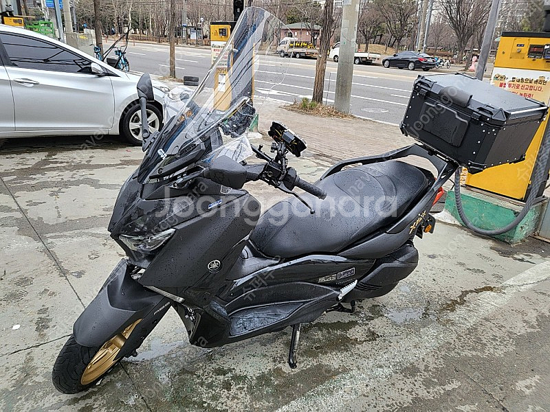 XMAX300--0