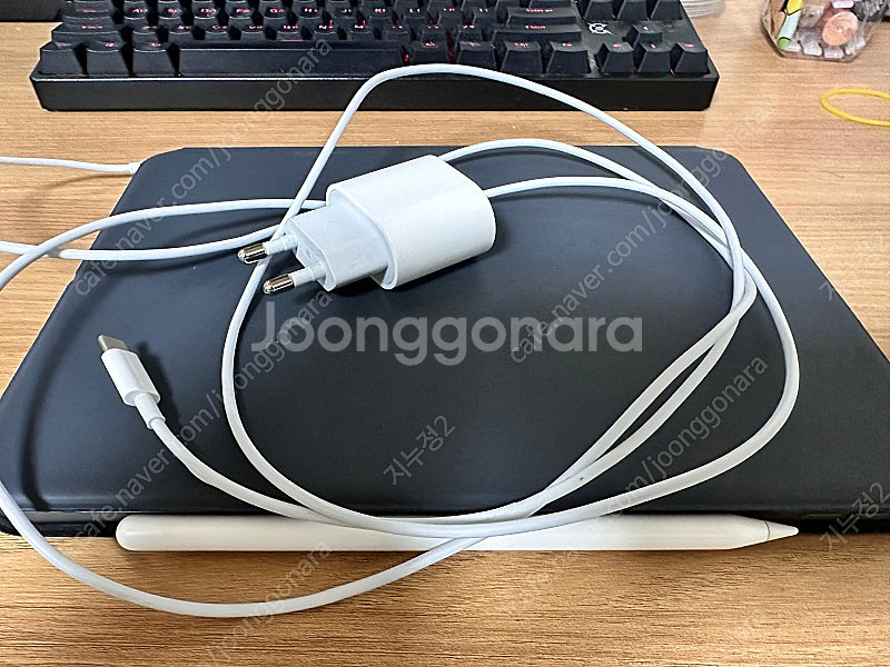 아이패드프로 2세대 11인치 128기가 와이파이 팝니다...--4