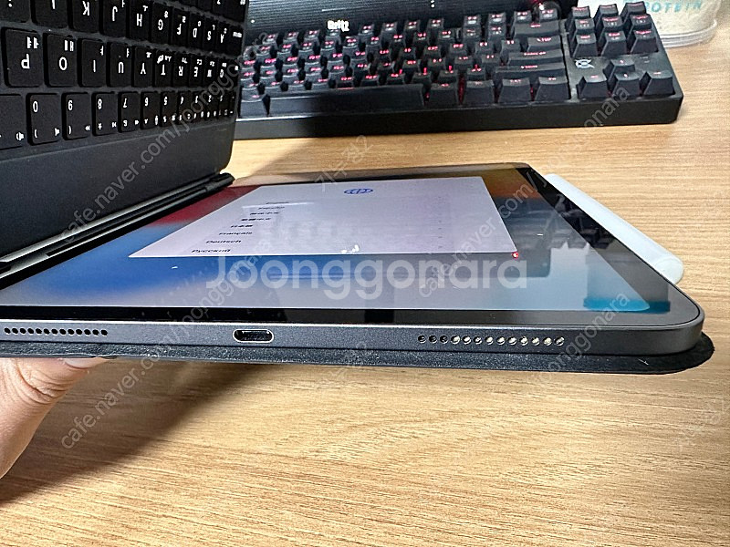 아이패드프로 2세대 11인치 128기가 와이파이 팝니다...--6