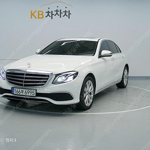 벤츠E클래스 W213 E220d 4MATIC 익스클루시브 (5인승)@중고차@소액할부@전액할부@리스@중고차매입@중고차구매전부가능합니다