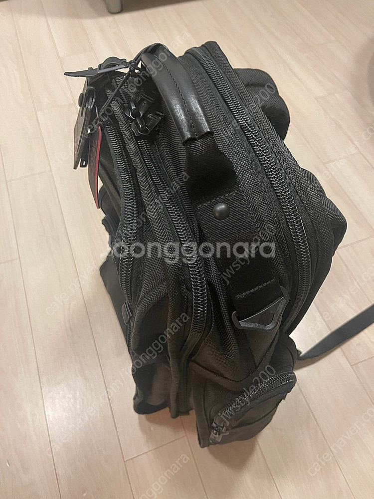 투미 알파3 티패스 26578DH 백팩 팝니다.--3