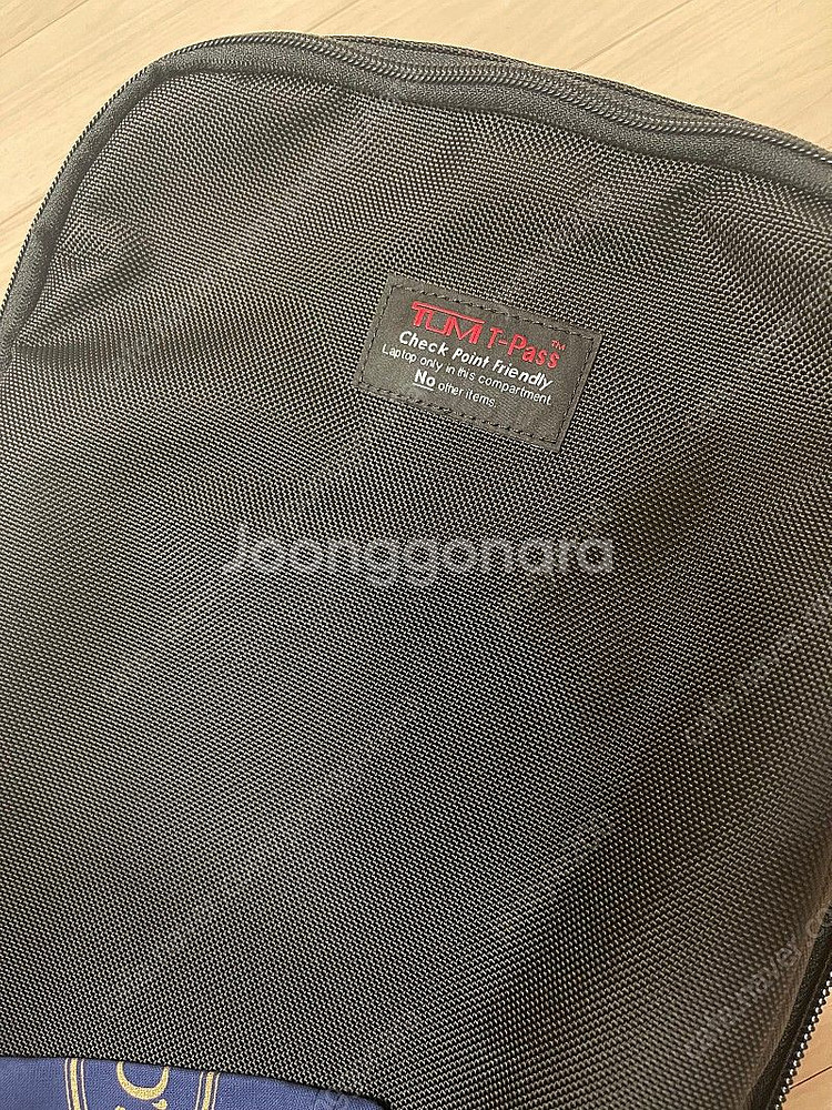 투미 알파3 티패스 26578DH 백팩 팝니다.--5