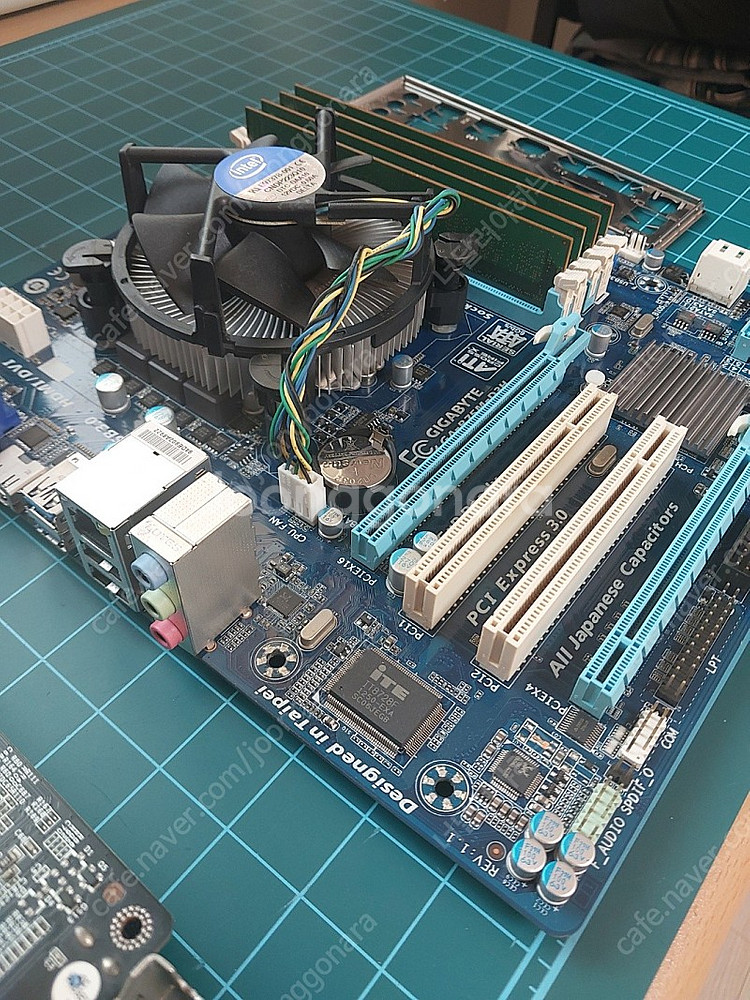 인텔 3세대 i7-3770 / 기가바이트 B75M / ...--1