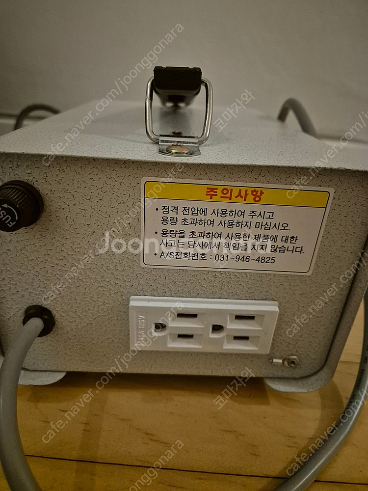 한일공업 다운트랜스 HI-2000D 변압기 220V-100V--1
