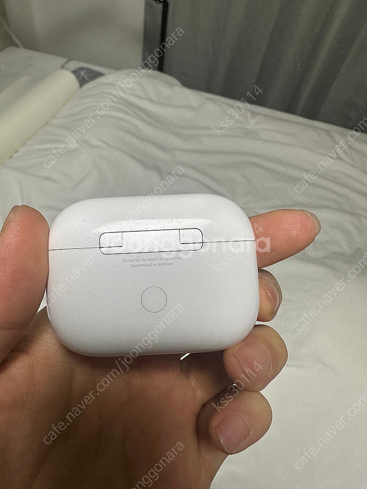에어팟 프로2 본체 판매합니다--3