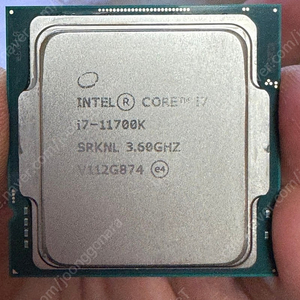 intel i7-11700k cpu 판매합니다.