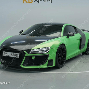 아우디R8 4.2 V8 쿠페 (2인승)중고차 판매합니다