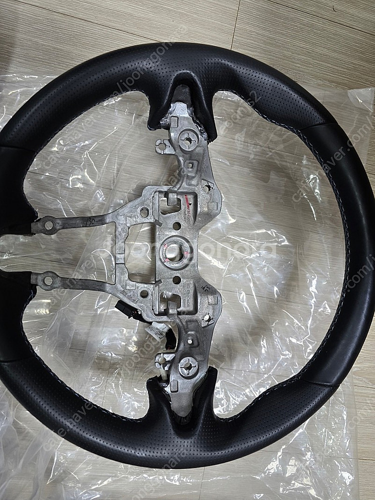 벨로스터N 순정 열선핸들--0