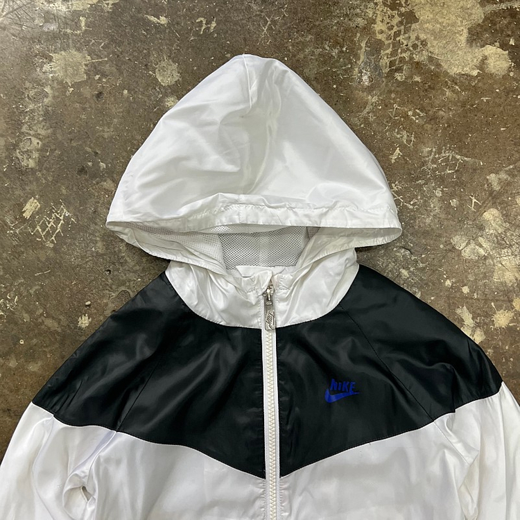 115) 나이키 키즈 원드러너 바람막이 남여공용 디스커버리 데상트 이미지