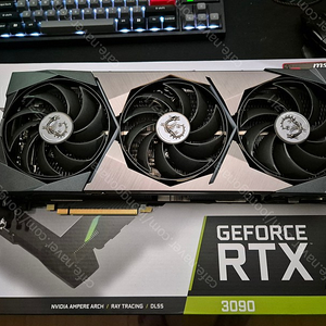 RTX3090 슈프림 판매합니다.