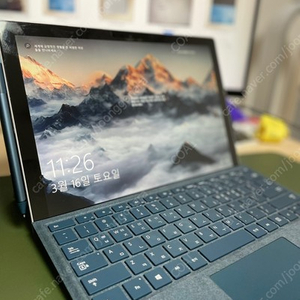 [판매] 마이크로소프트 서피스프로5(surface pro5) + 펜 + 키보드 풀세트 팝니다.