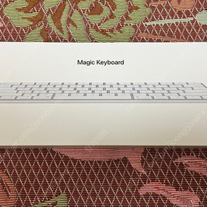 매직키보드(Magic Keyboard) 한글 화이트 숫자 미포함 S급 팝니다