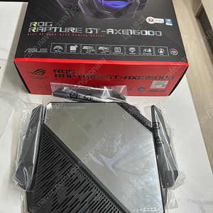 ASUS ROG Rapture GT-AXE16000 팝니다.