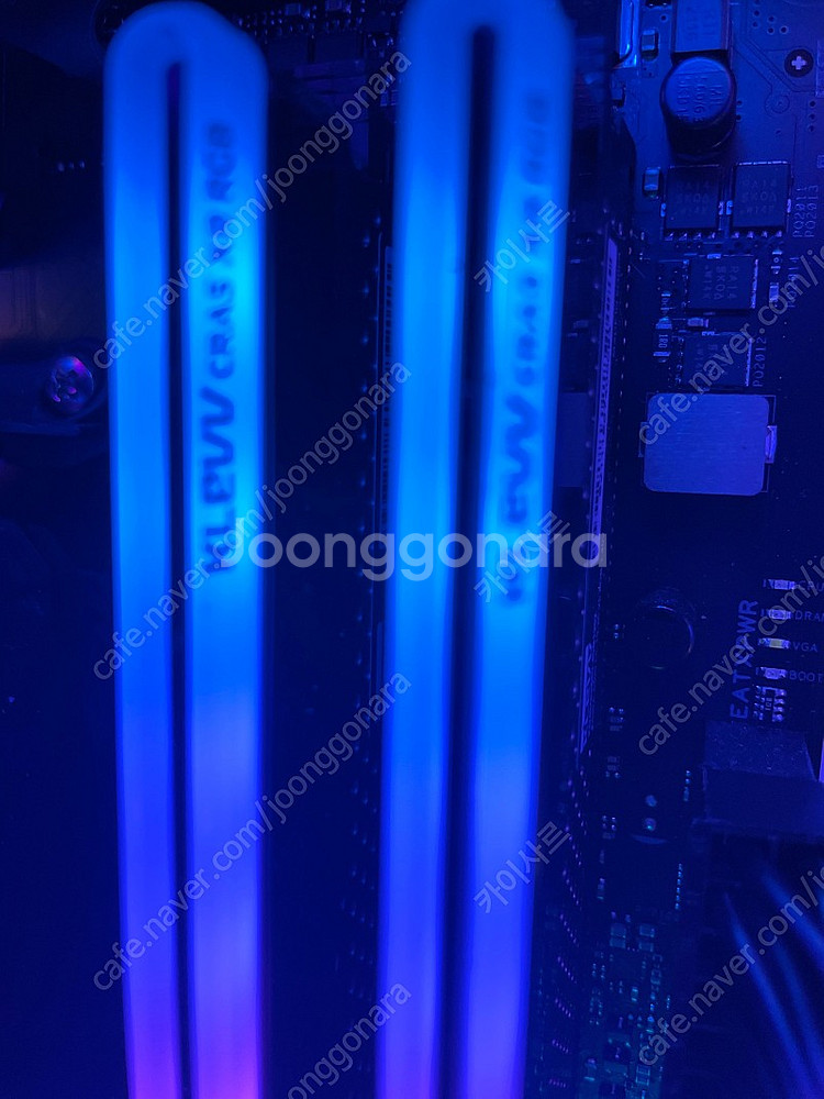 개인)고사양 컴퓨터 5800X/리안리 수냉/ROG ST...--5