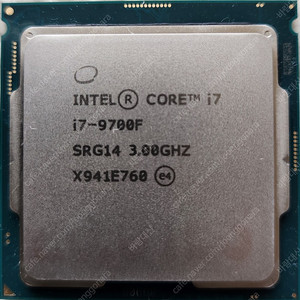 i7 9700F CPU 판매합니다.