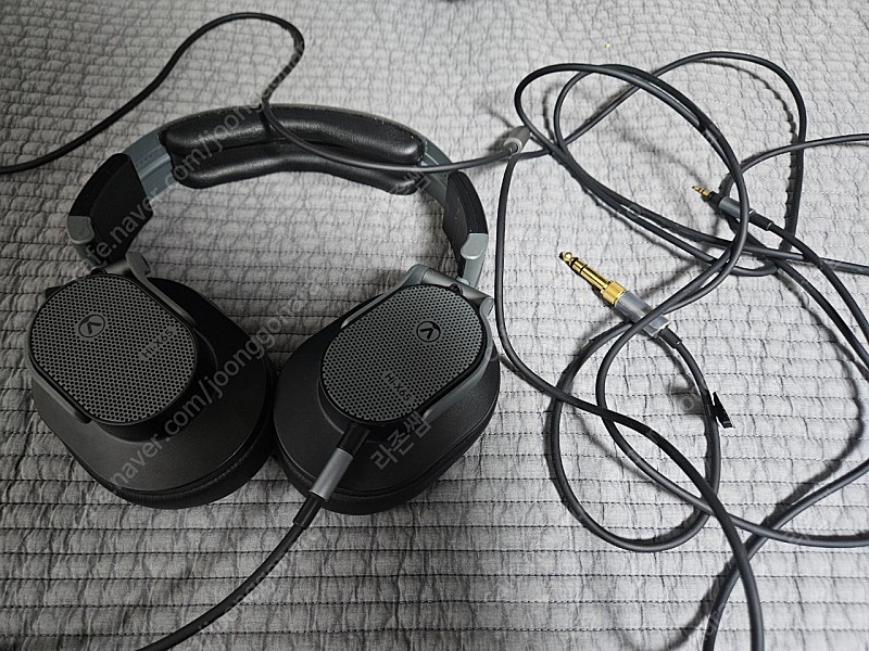 Austrian Audio Hi-X65