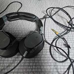 Austrian Audio Hi-X65