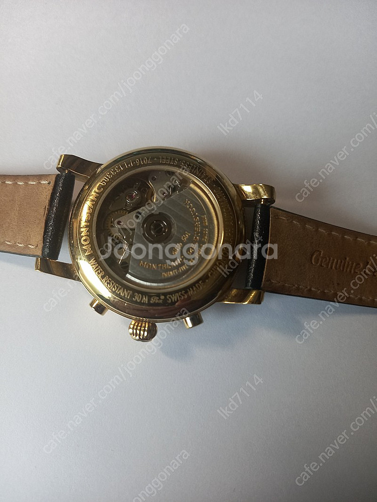 몽블랑 데이데이트 크로노그래프 39mm 금장 자동시계--1